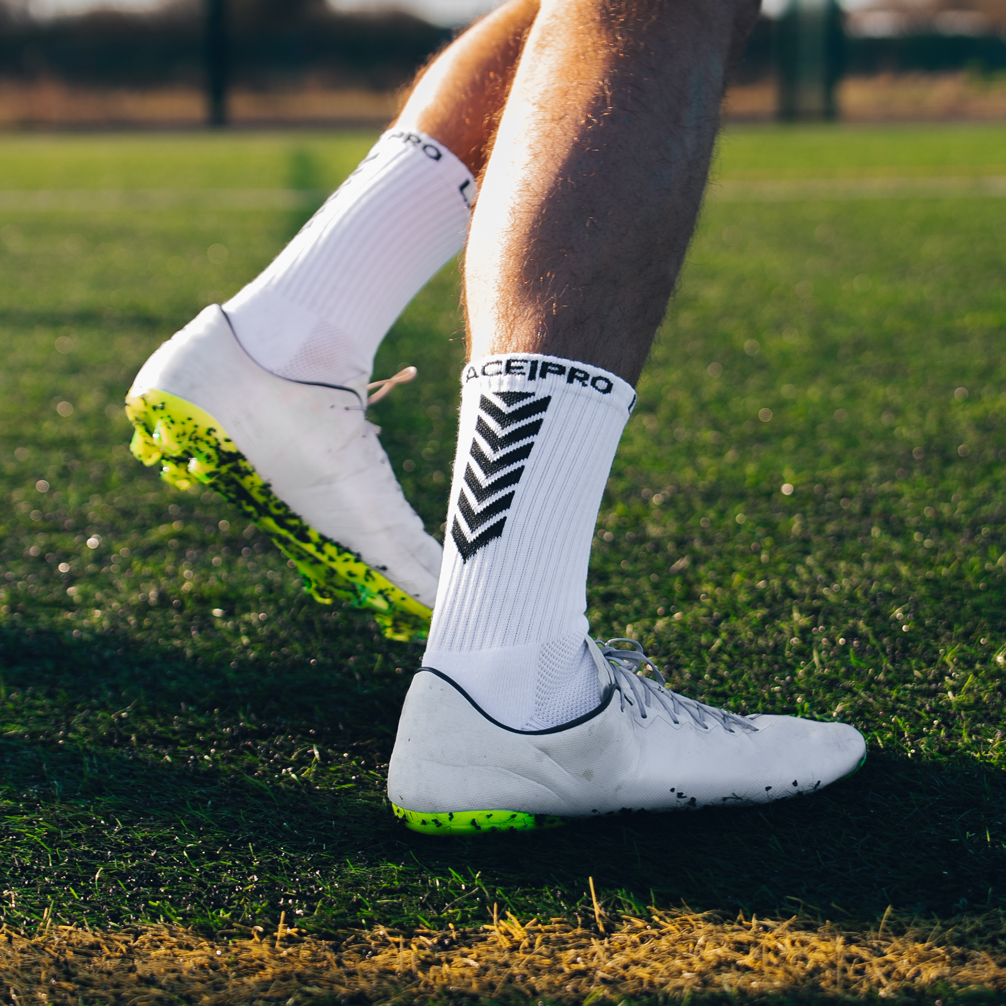 Lace Pro Sports Grip Socks White